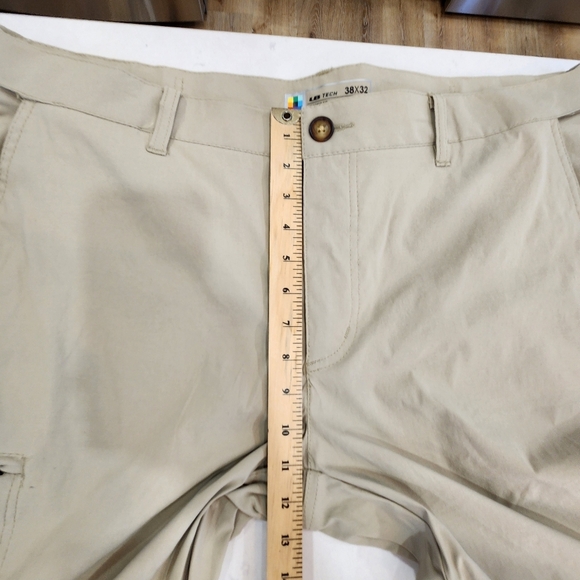 UB TECH Mens Pants Classic Fit Cream Nylon Hiking Golf Mens 38x32 (Actual 38x31) - Picture 11 of 14